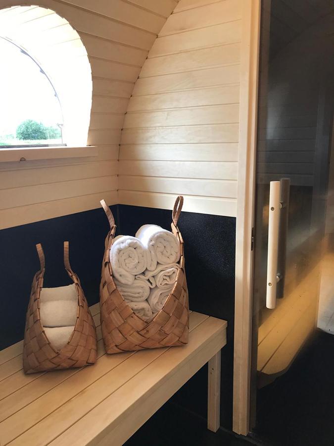 Saga, Badehotell Med Sauna Og Badebrygge - Inderoy Straumen  Exterior foto